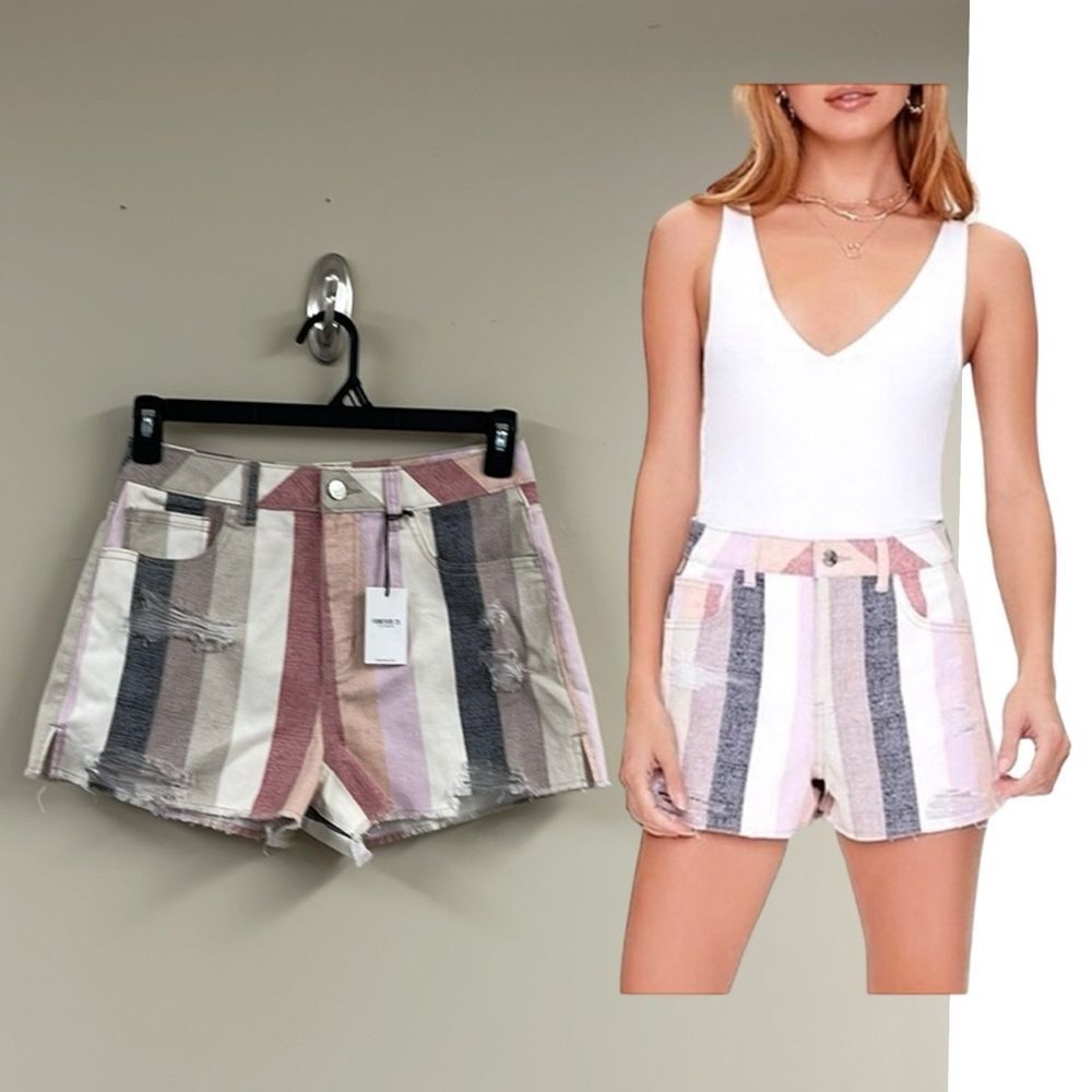 Forever 21 Striped Distressed Denim Shorts, NWT Size 27